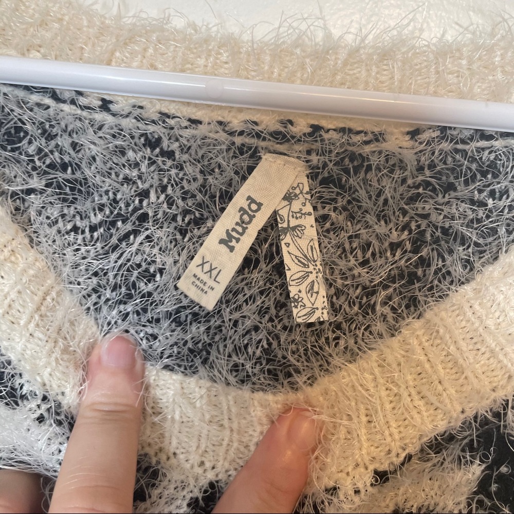 Mudd Eyelash Sweater - Picture 2 of 3